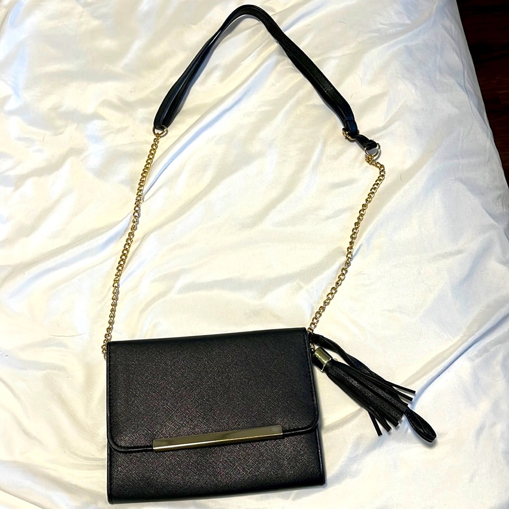 Brand New Ardene purse/clutch, excellent condition